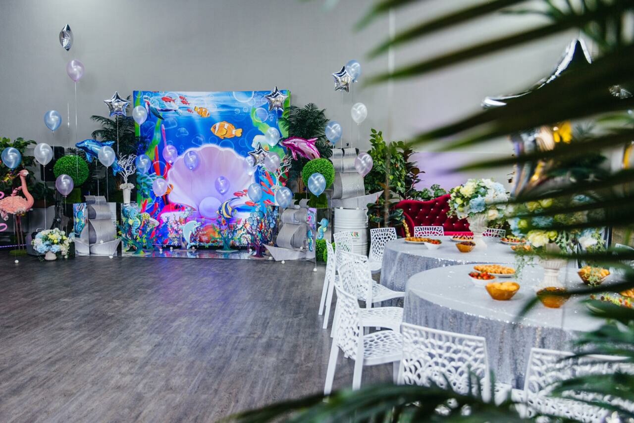 Арендовать Просторный лофт на Ваське