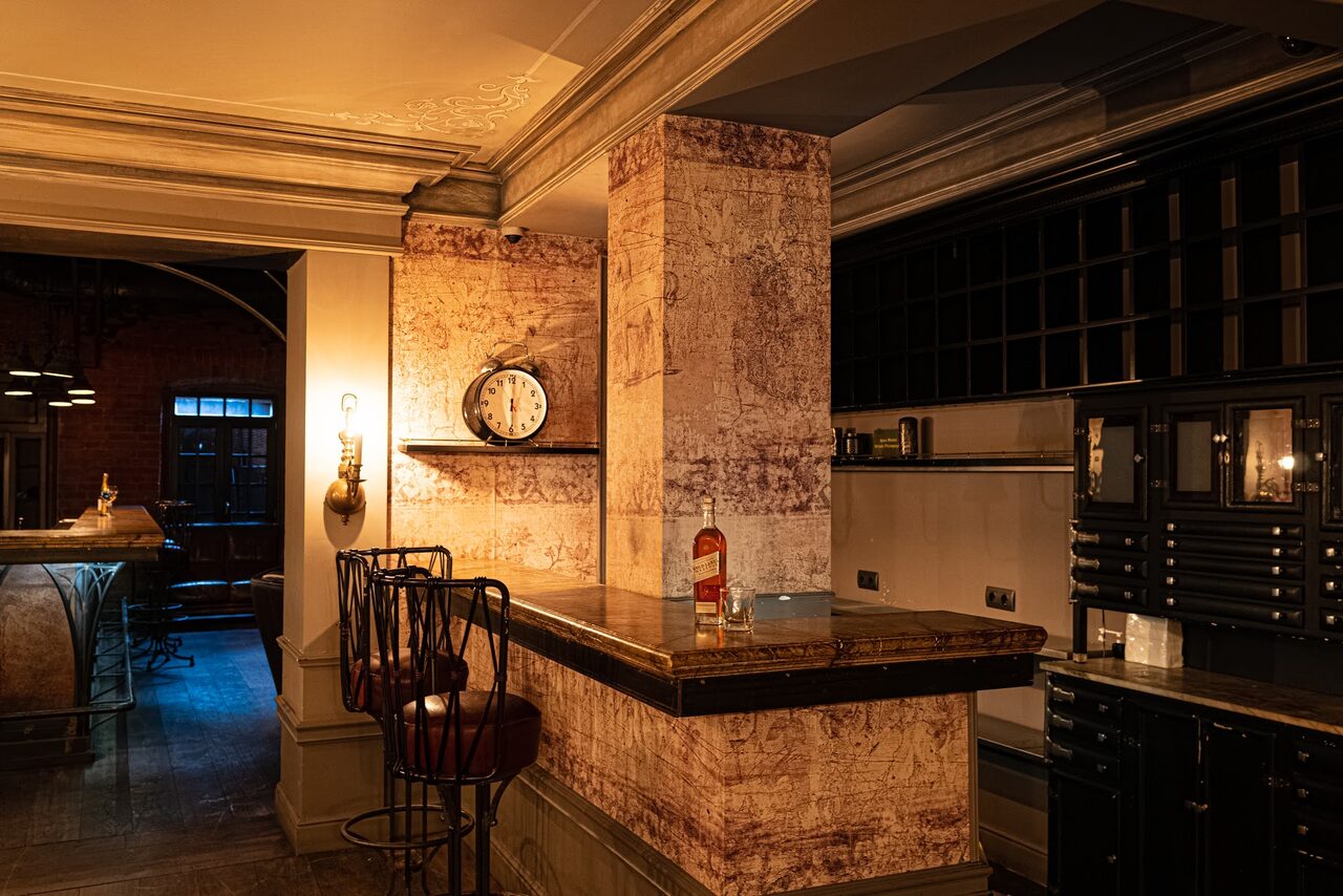 Арендовать Бар Chateau de Fantomas на Пушкинской