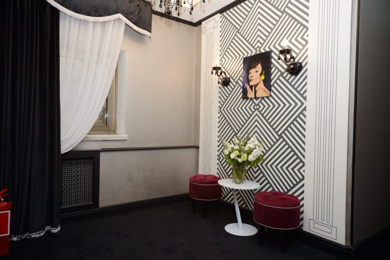 Арендовать Арт-Отель «Soфит»