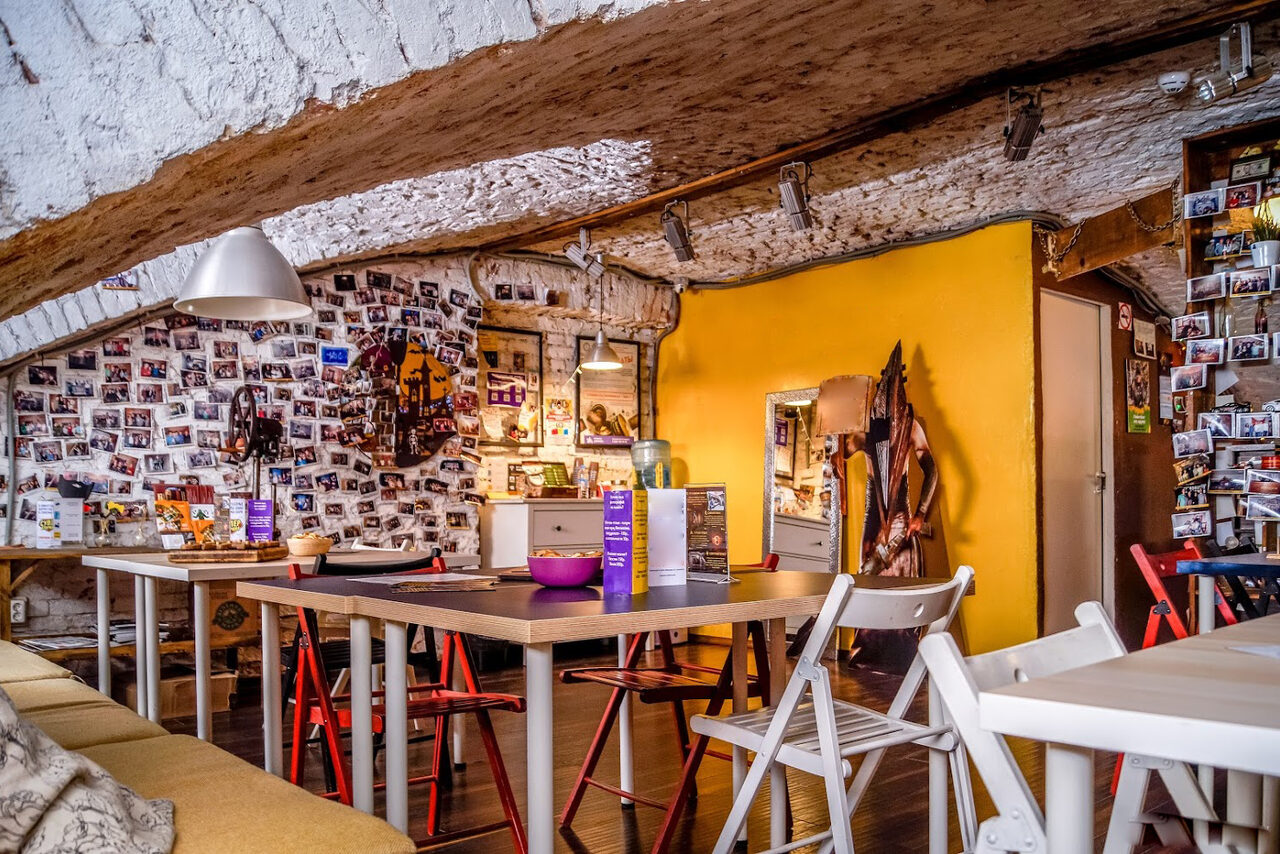 Арендовать «Взаперти» Лофт со сводчатым потолком