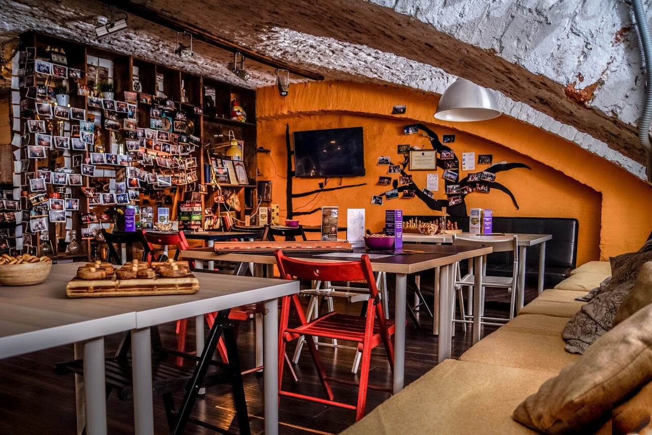 Арендовать «Взаперти» Лофт со сводчатым потолком