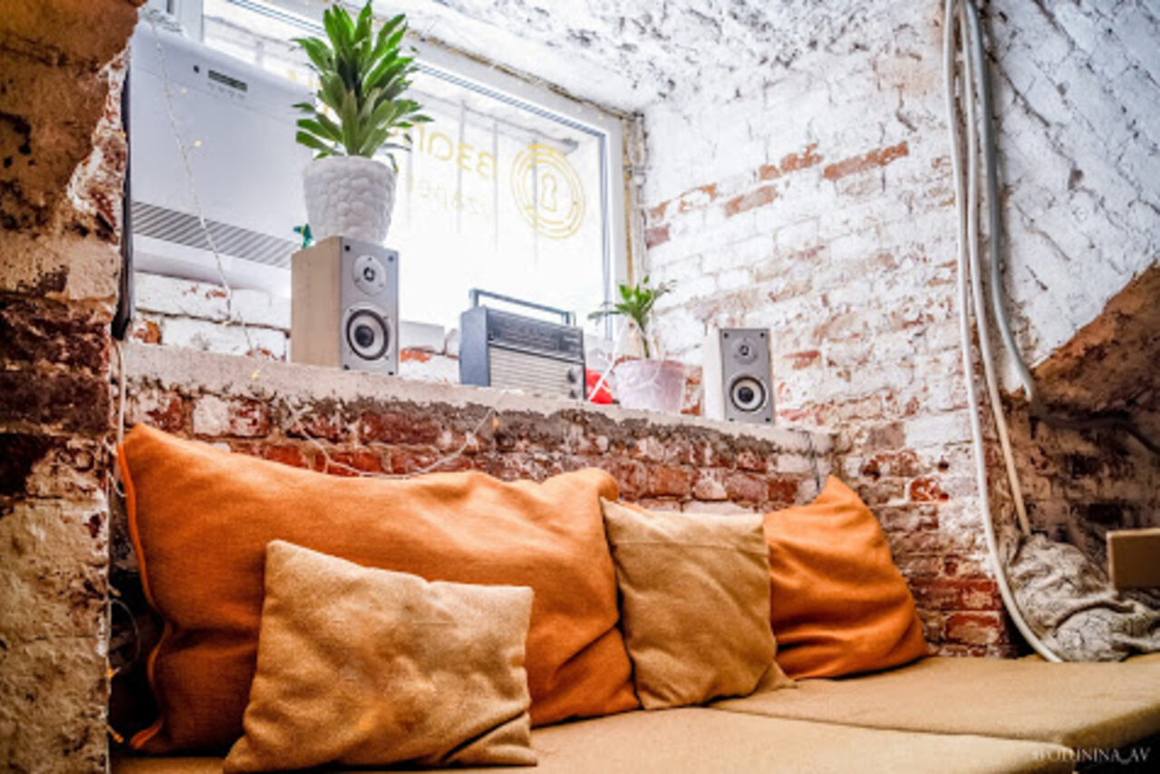 Арендовать «Взаперти» Лофт со сводчатым потолком