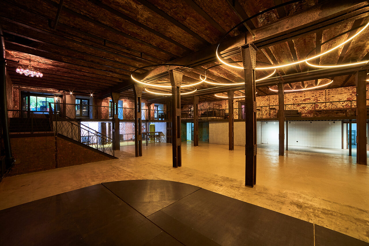 Арендовать Campus Loft. Двухуровневое лофт-пространство для масштабных 