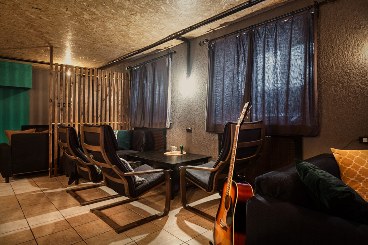 Арендовать Уютное Анти-кафе с кальянами и китайским чаем