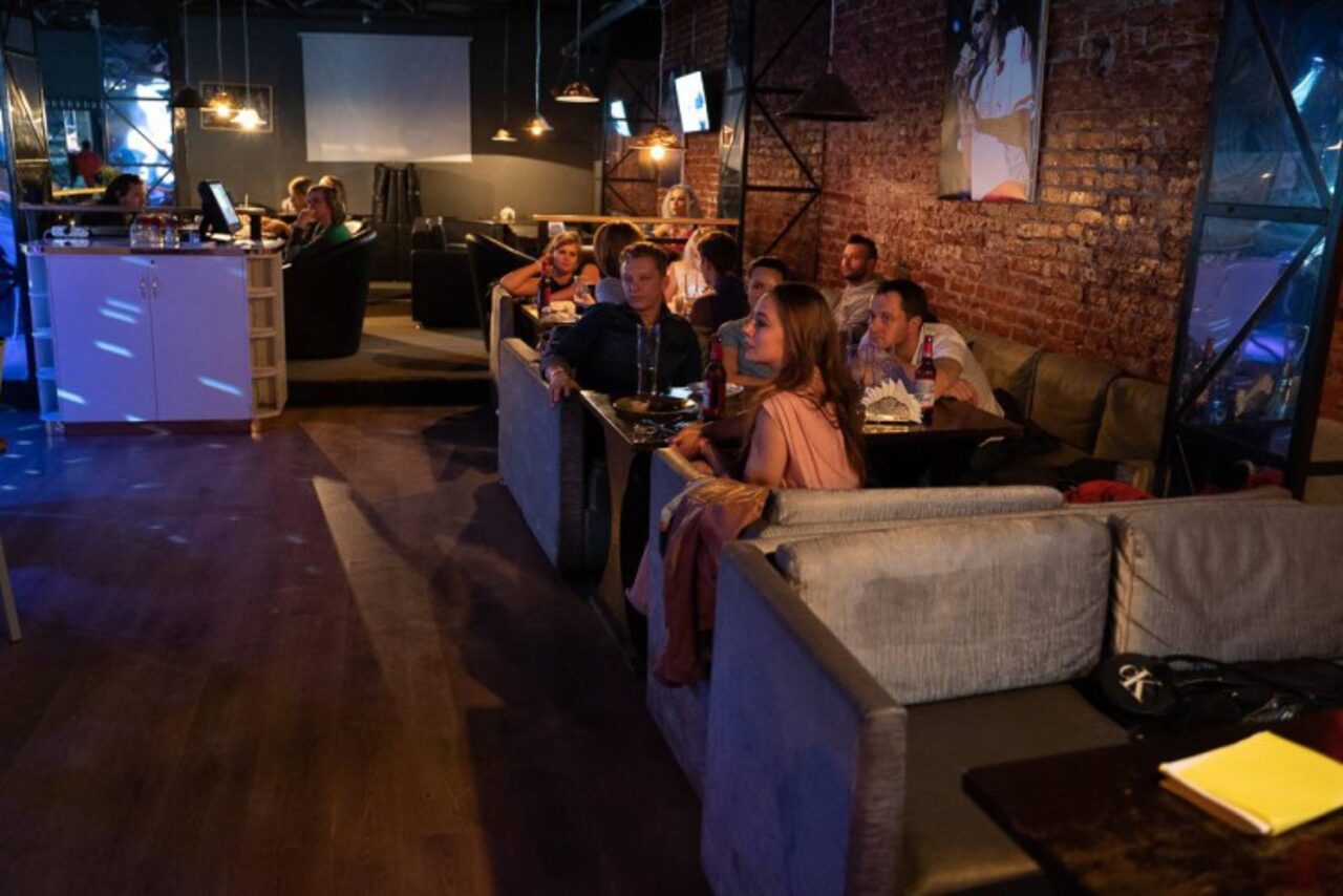 Арендовать Клуб "Мьюз"