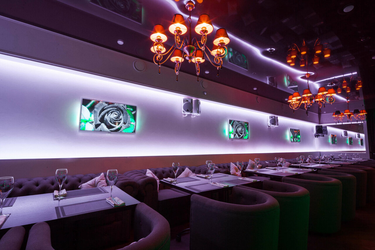 Арендовать Black Rose - караоке-клуб