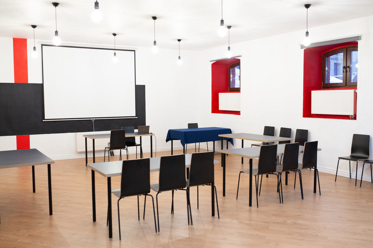 Арендовать Пространство для деловых и образовательных мероприятий