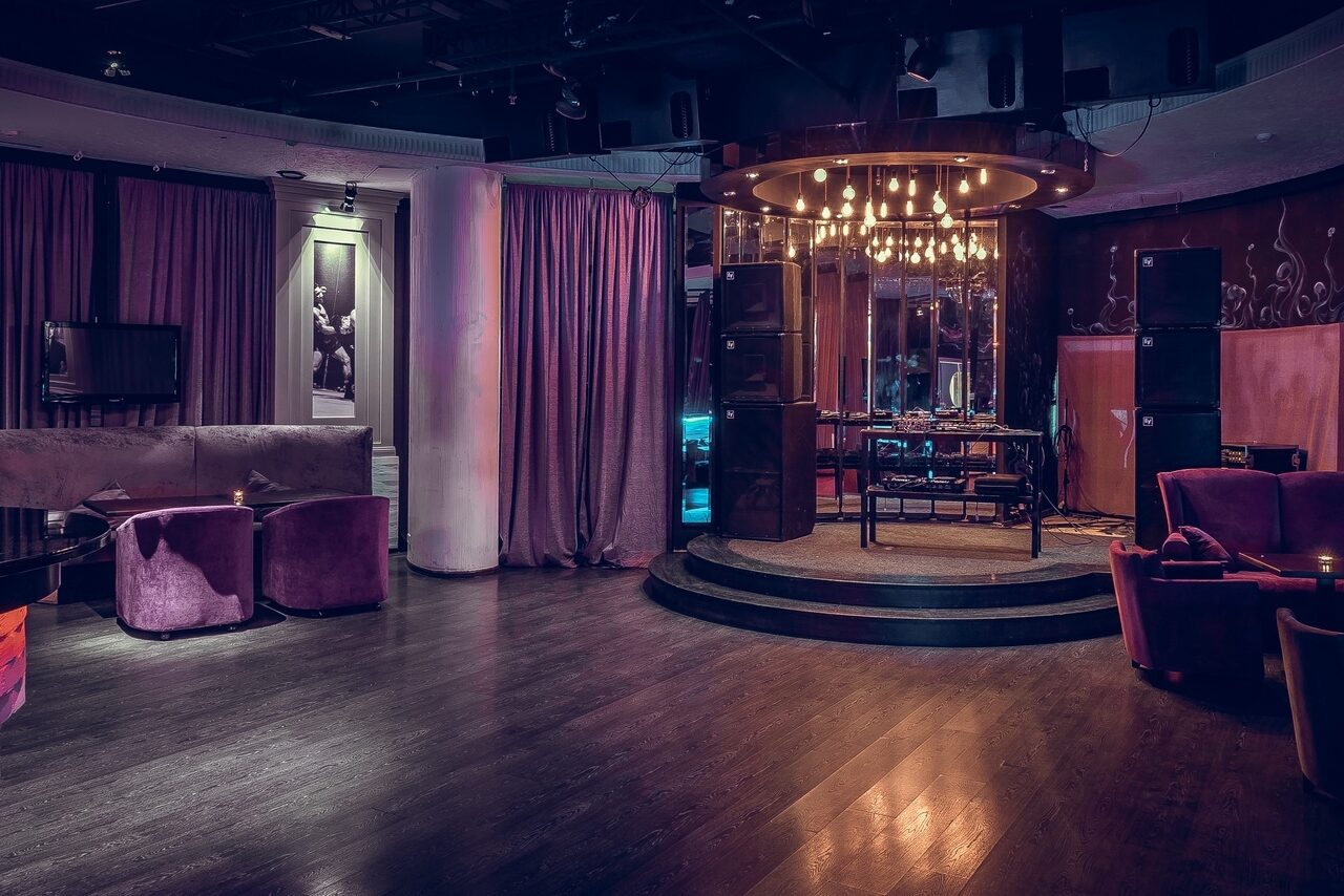 Арендовать Площадка в Москве