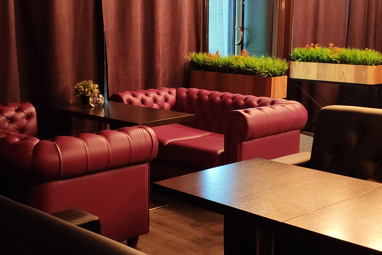 Арендовать Closing cafe-hookah