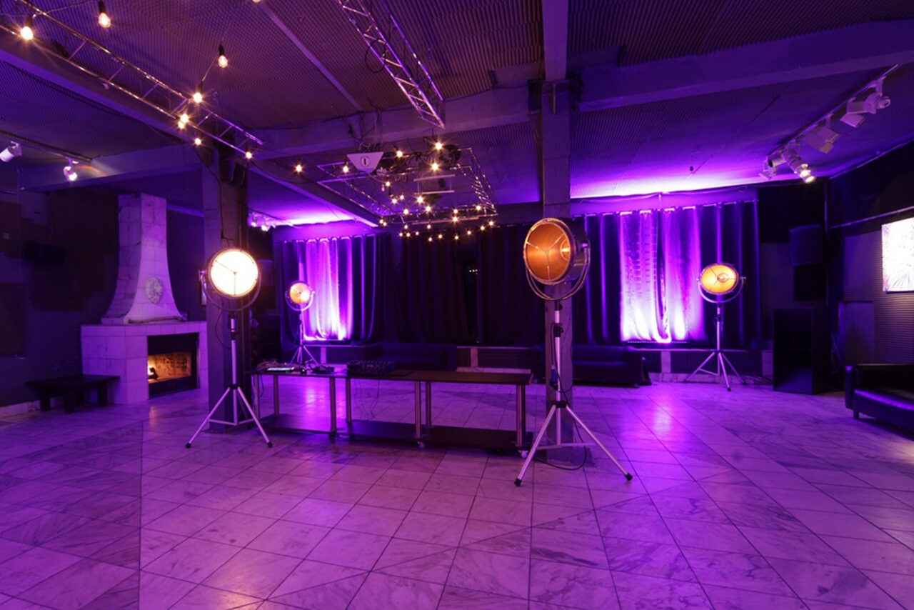 Арендовать Come-in - необычное место для проведения мероприятий