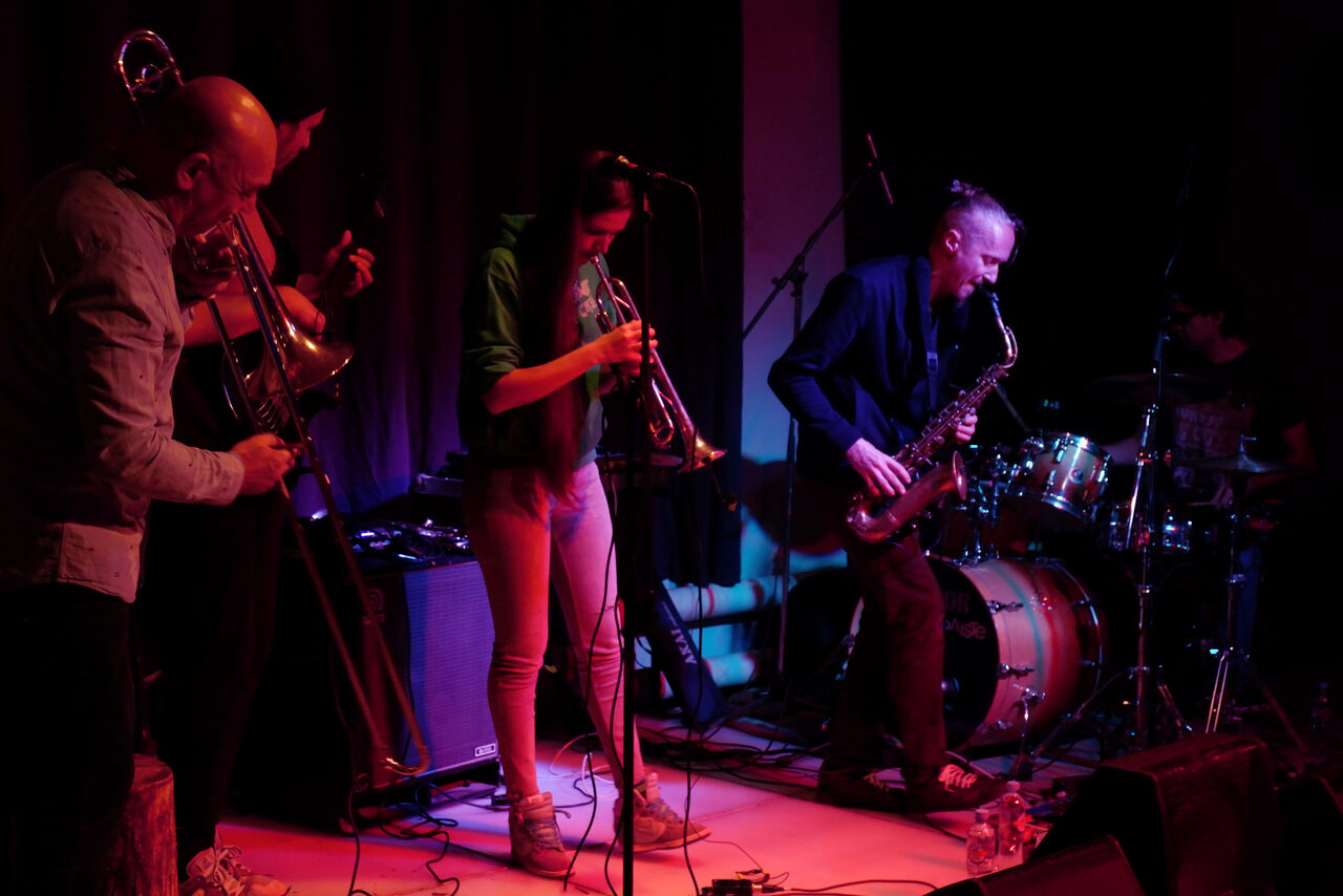 Арендовать Come-in - необычное место для проведения мероприятий