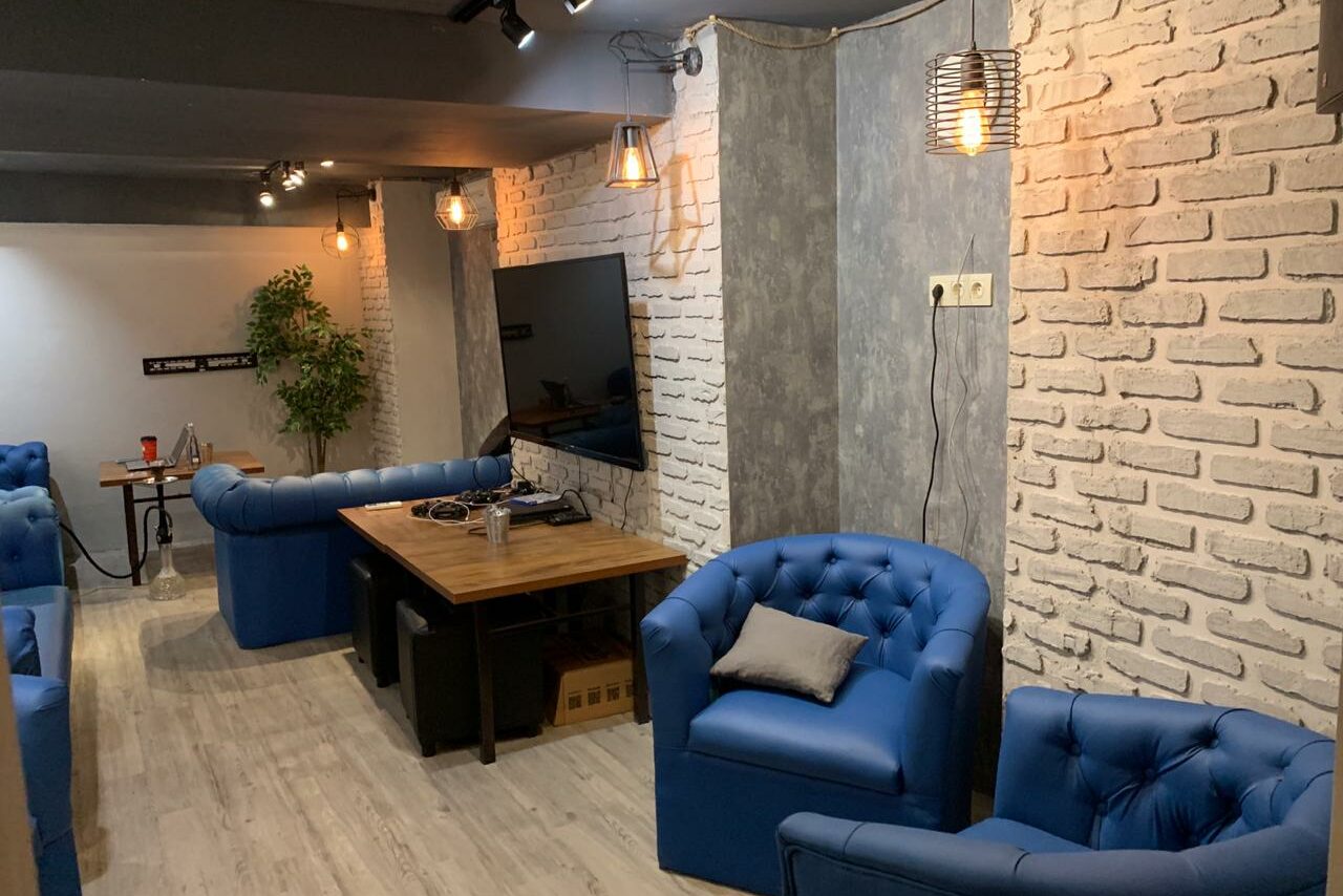 Арендовать Уютный лофт комнатной планировки в центре Москвы