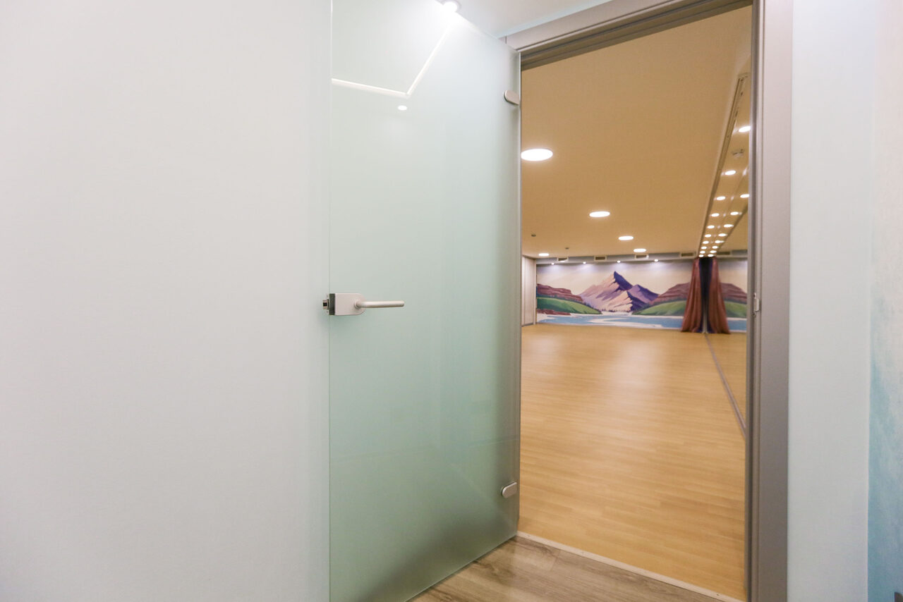 Арендовать Colourful training room