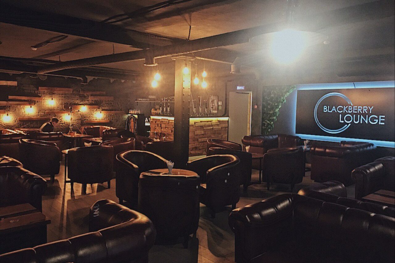 Арендовать BlackBerry Lounge