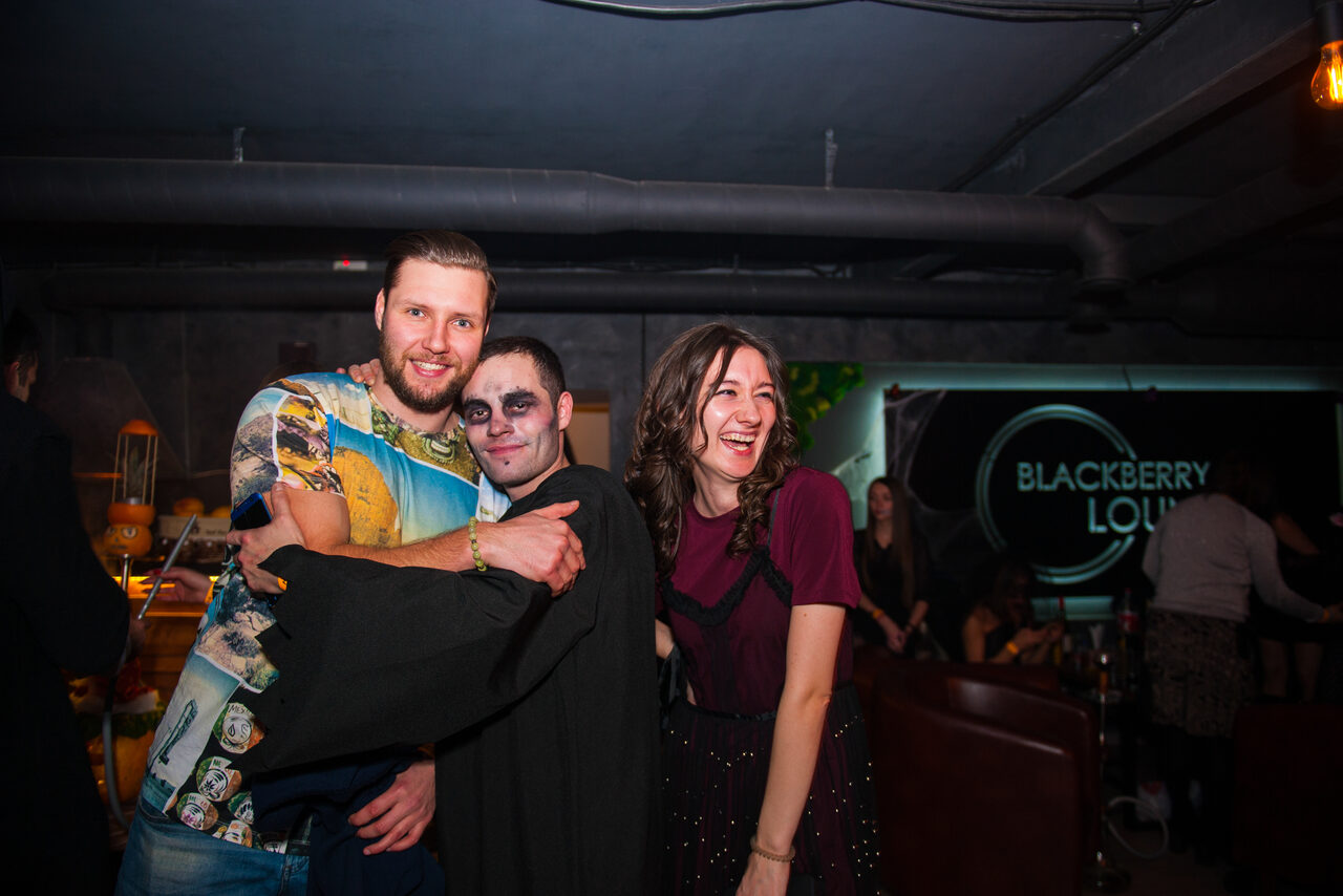 Арендовать BlackBerry Lounge