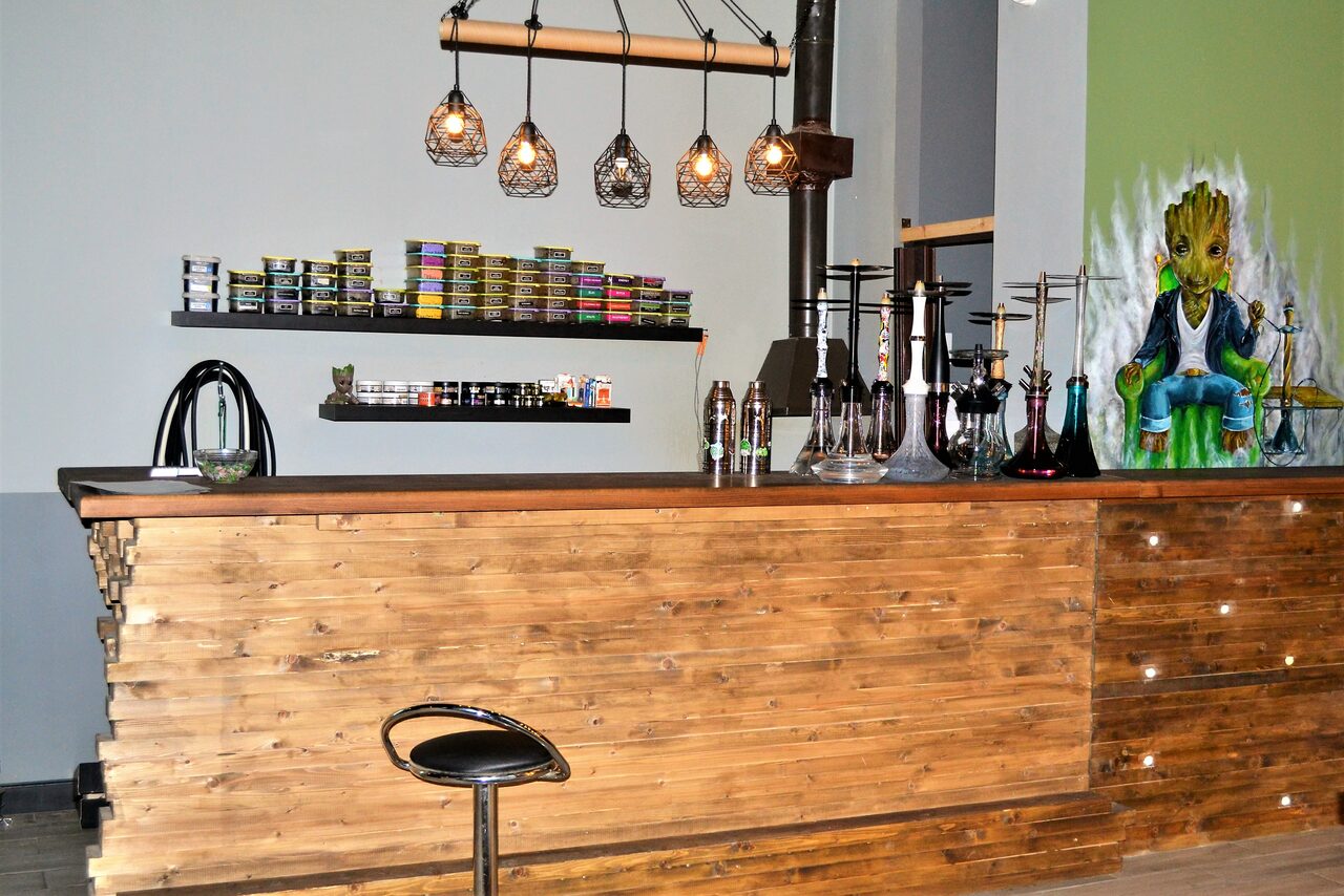 Арендовать Лофт-кальянная с игровыми приставками