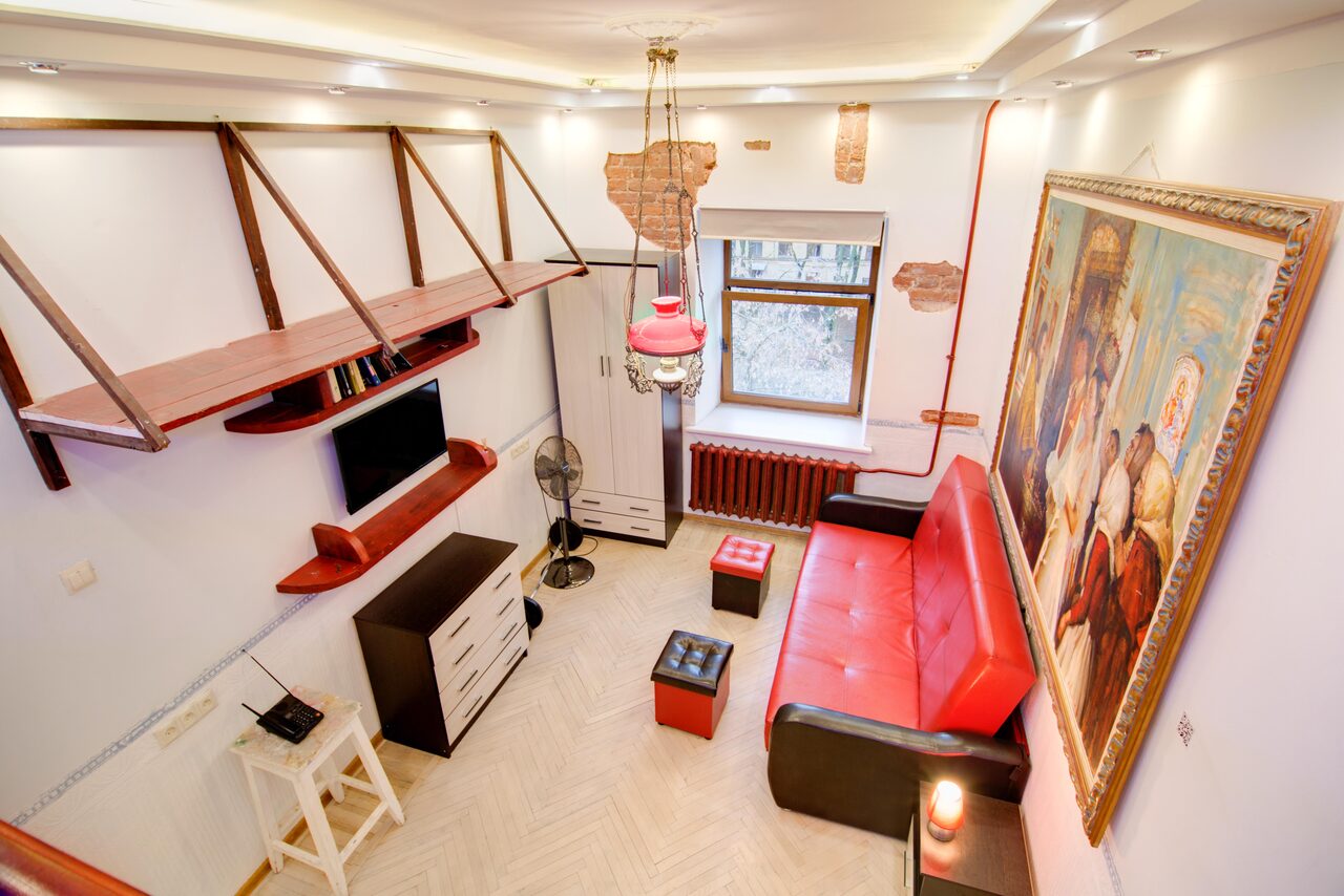 Арендовать Квартира культового художника в сердце Васильевского