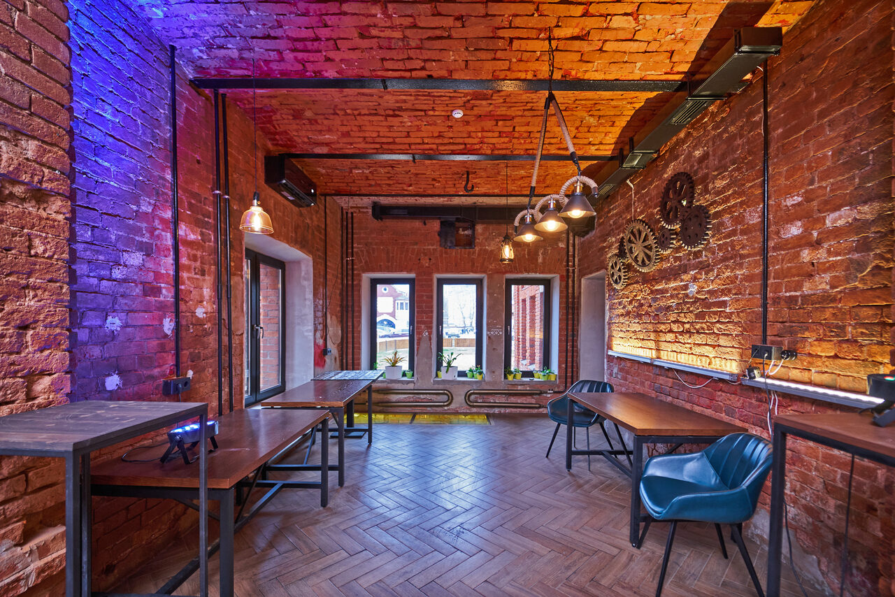 Арендовать Campus Loft. Лофт-пространство с синими диванами