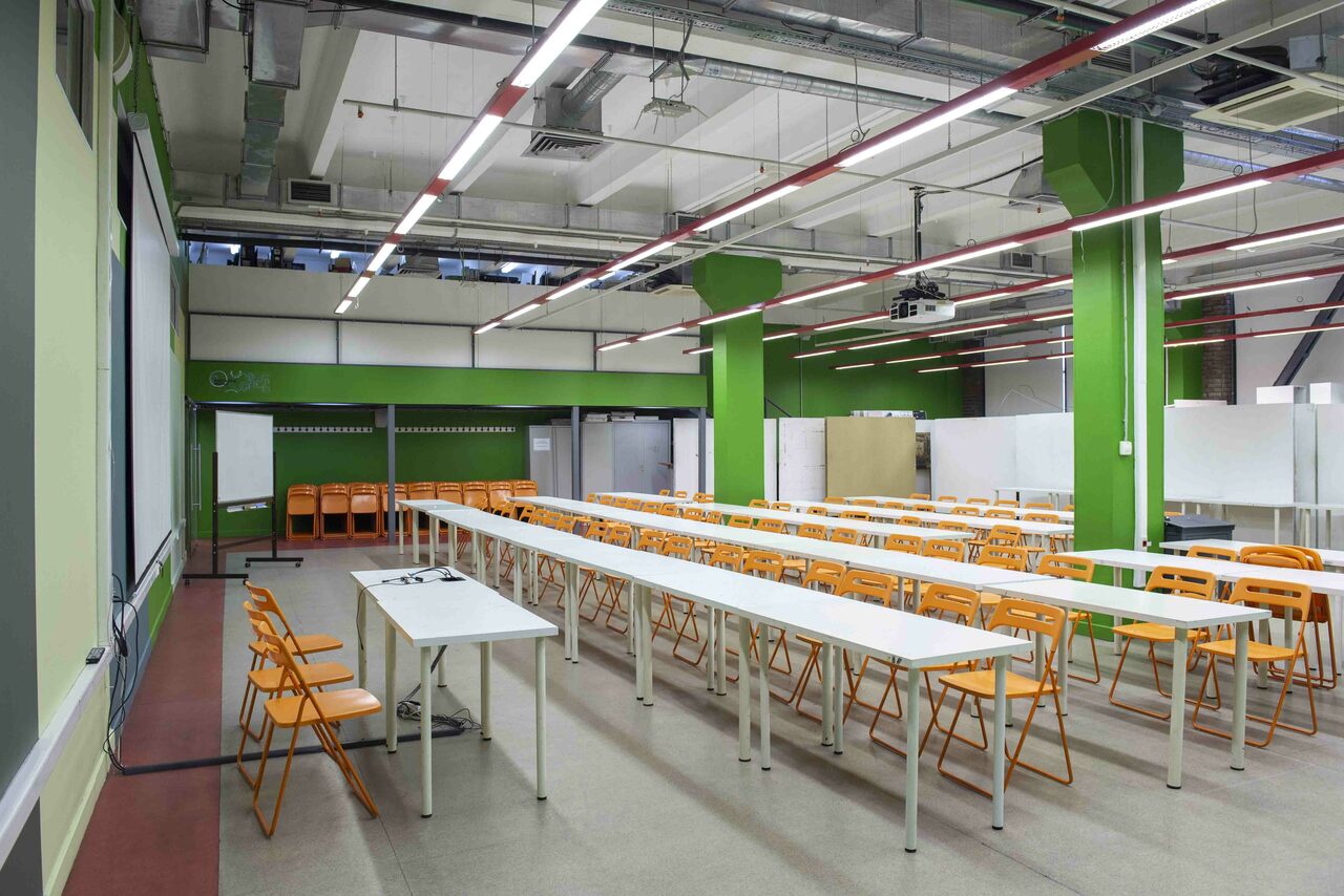 Арендовать Университет креативных индустрий Universal University