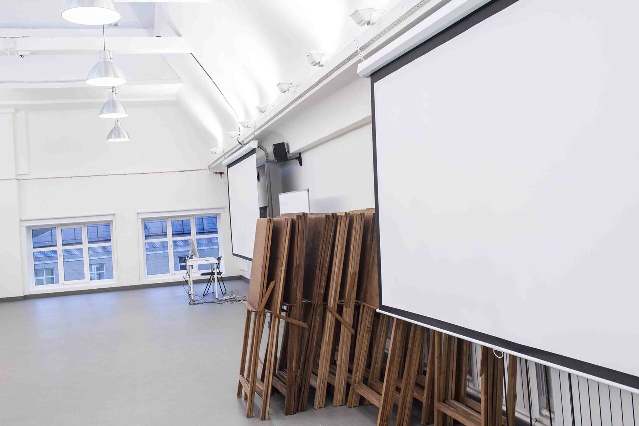 Арендовать Университет креативных индустрий Universal University