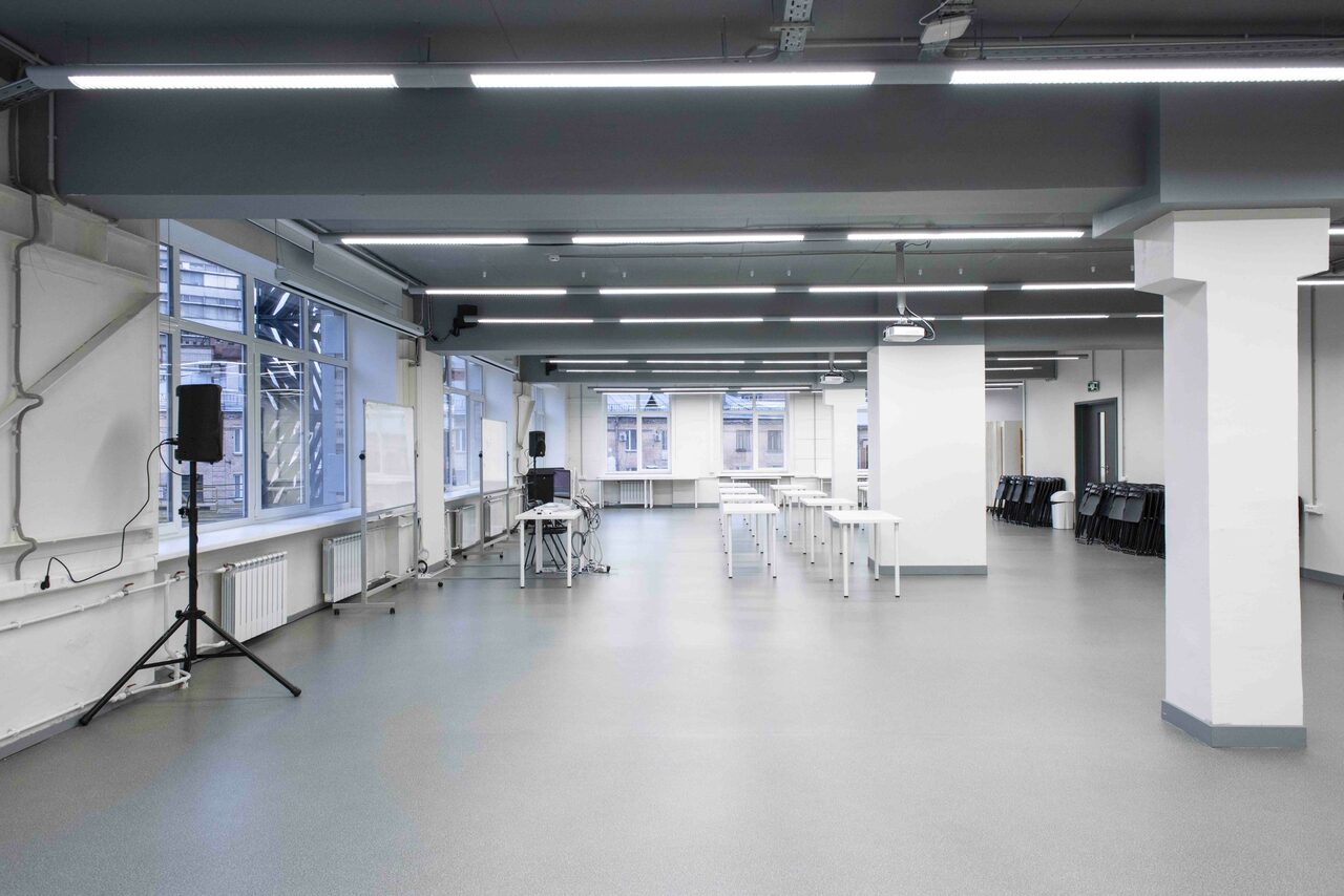 Арендовать Университет креативных индустрий Universal University