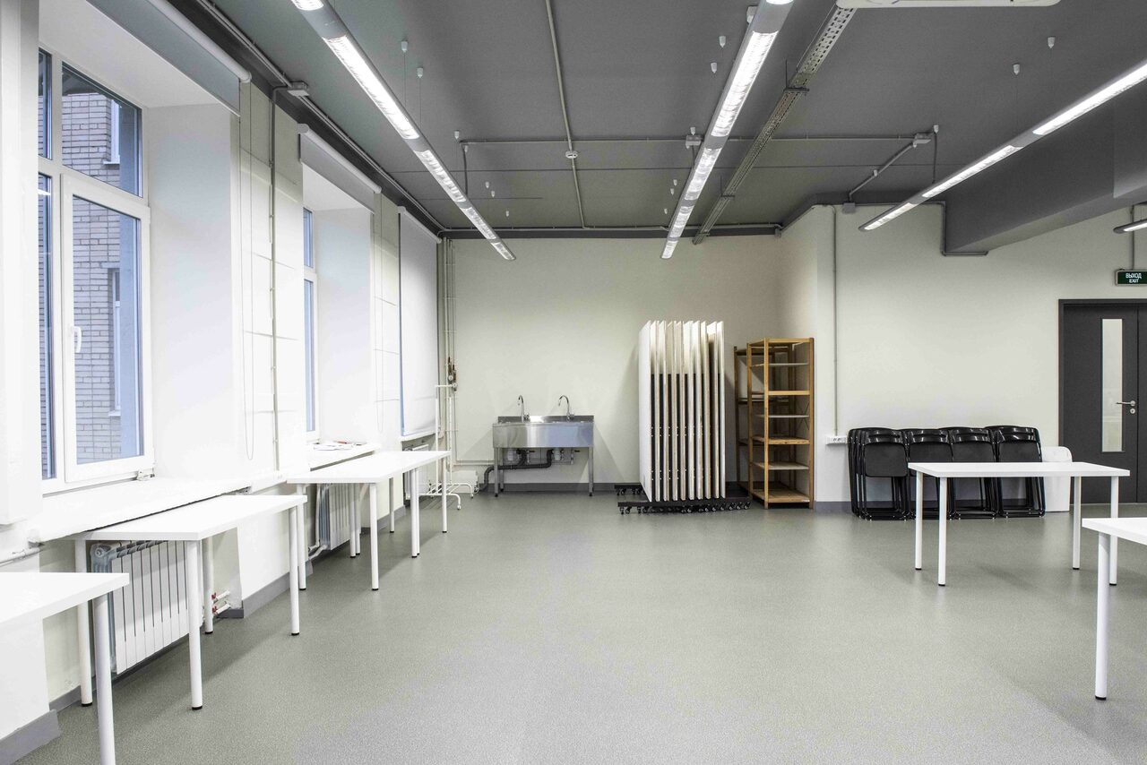 Арендовать Университет креативных индустрий Universal University