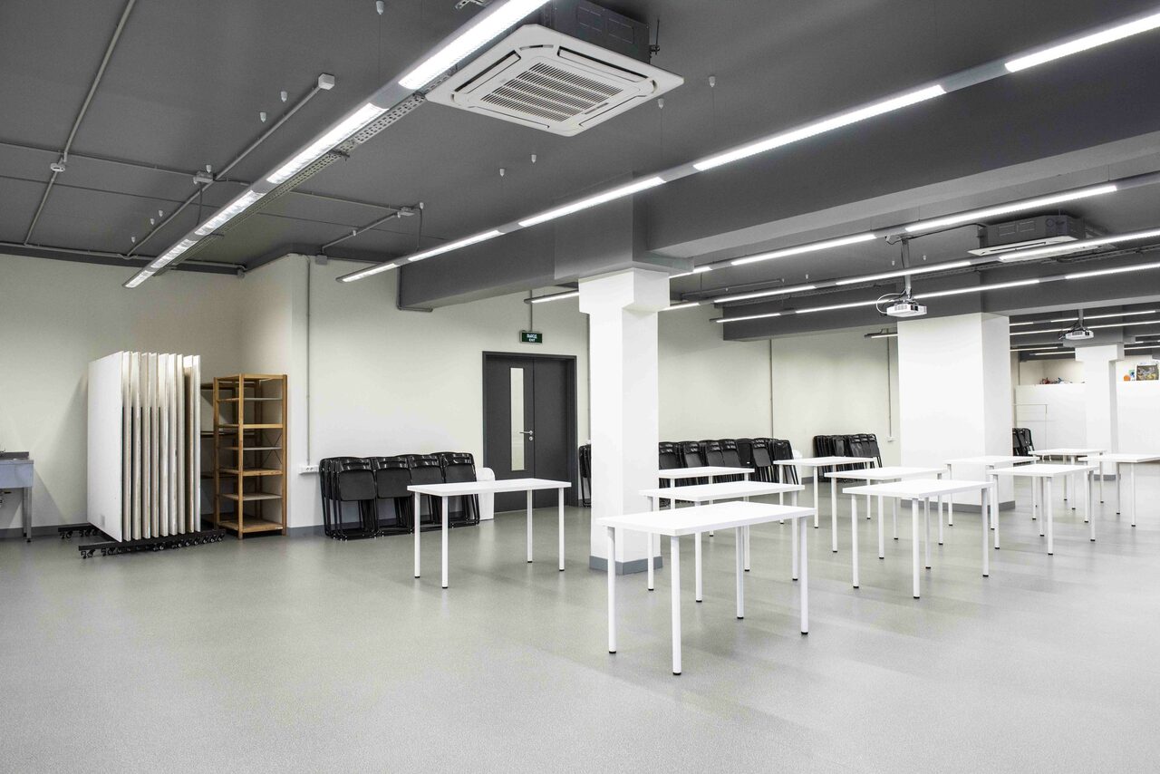 Арендовать Университет креативных индустрий Universal University