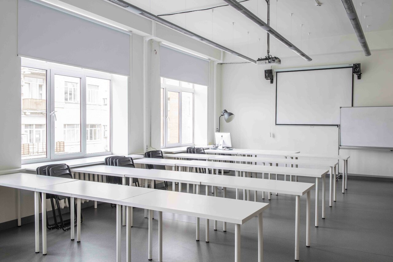 Арендовать Университет креативных индустрий Universal University