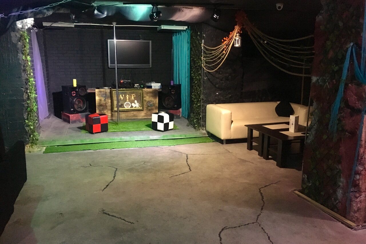 Арендовать РАЙЗАП RISEUP LOUNGE