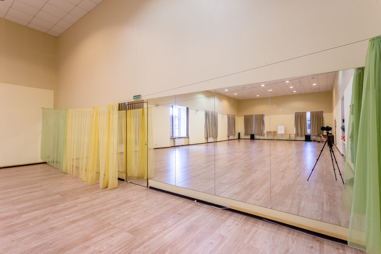 Арендовать Большой танцевальный зал