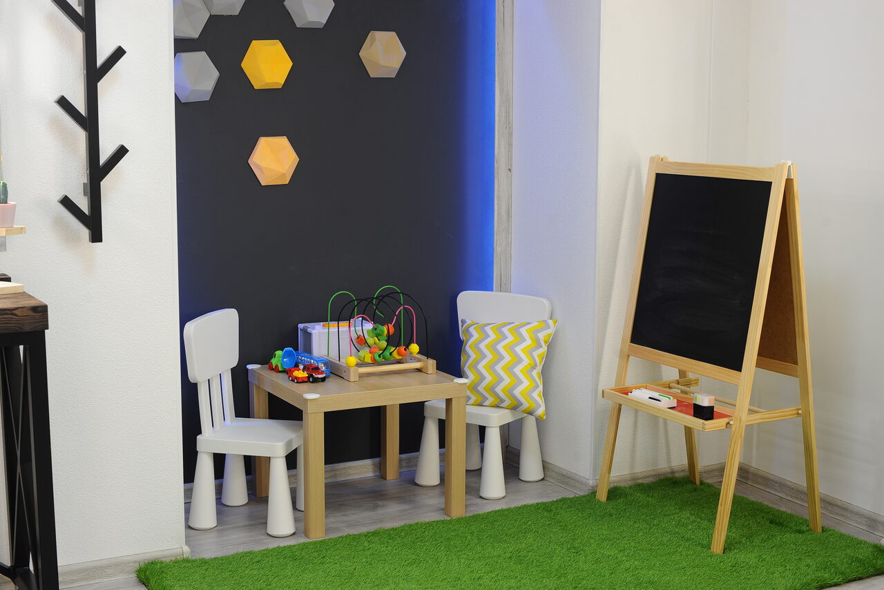 Арендовать Современный зал для семинаров