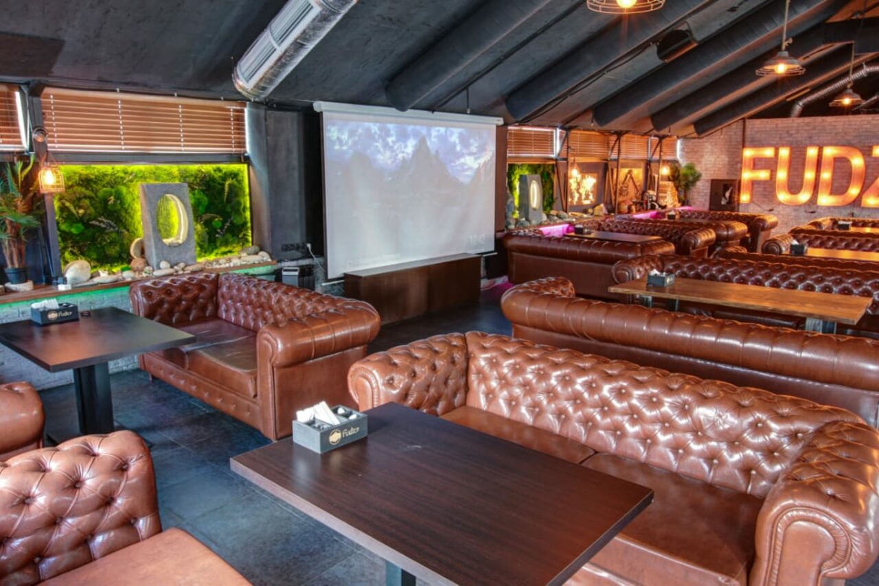Арендовать Smoke Lounge