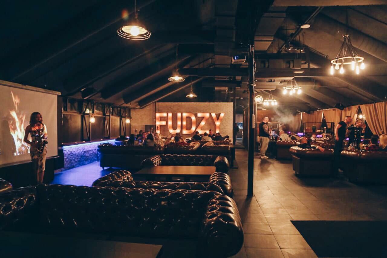 Арендовать Мультифункциональная площадка для отдыха