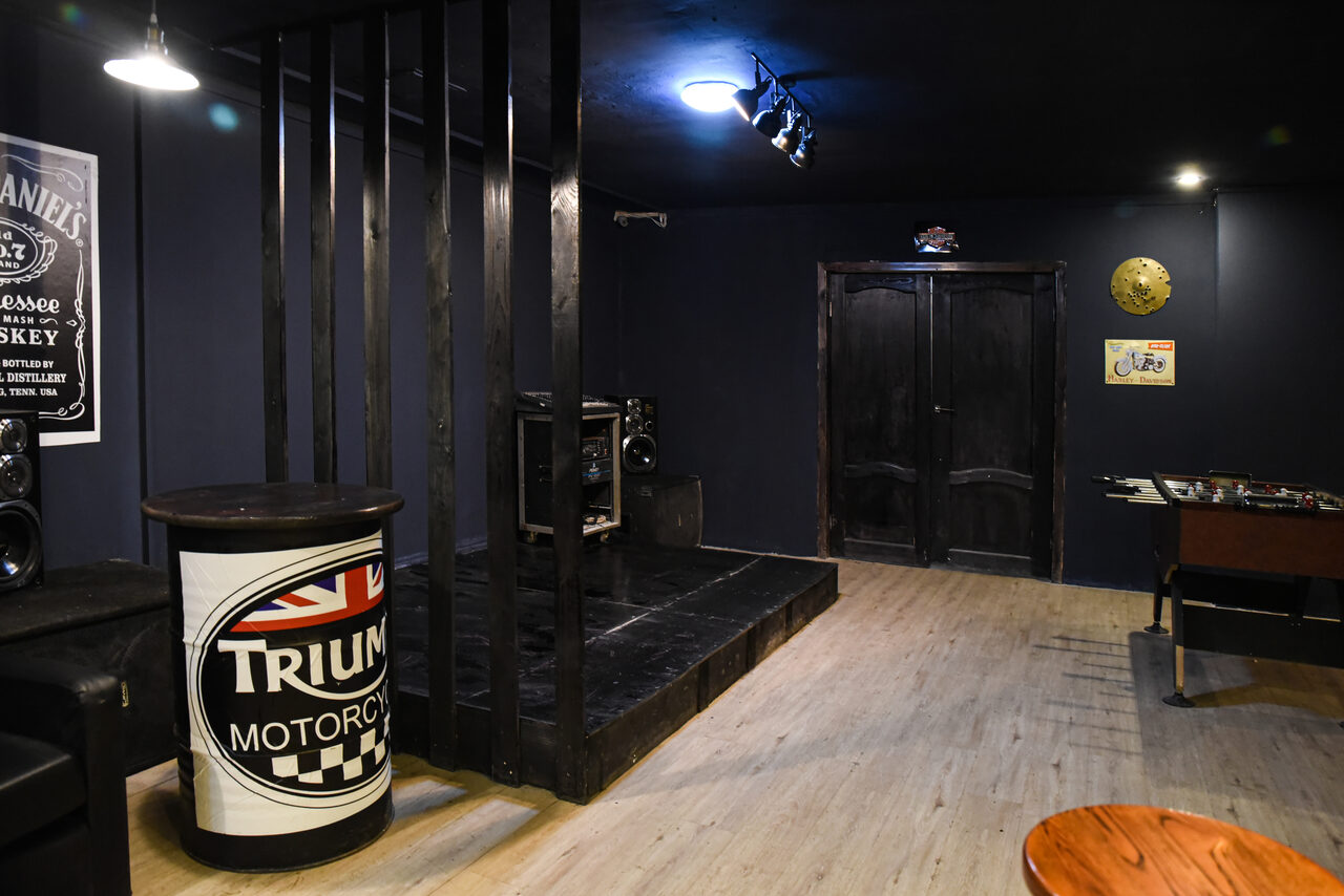 Арендовать Run19. Лофт в байкерском стиле