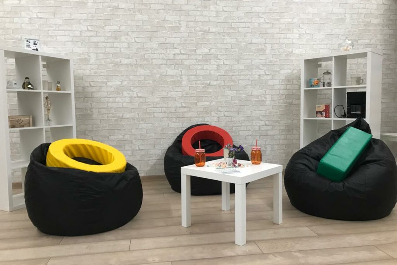 Арендовать Мультиформатная площадка ЛОФТ 