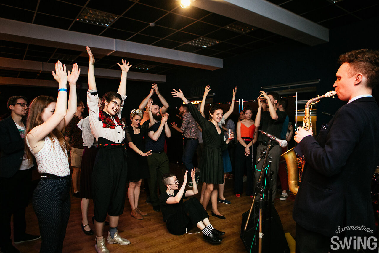 Арендовать Summertime Swing Большой танцевальный зал