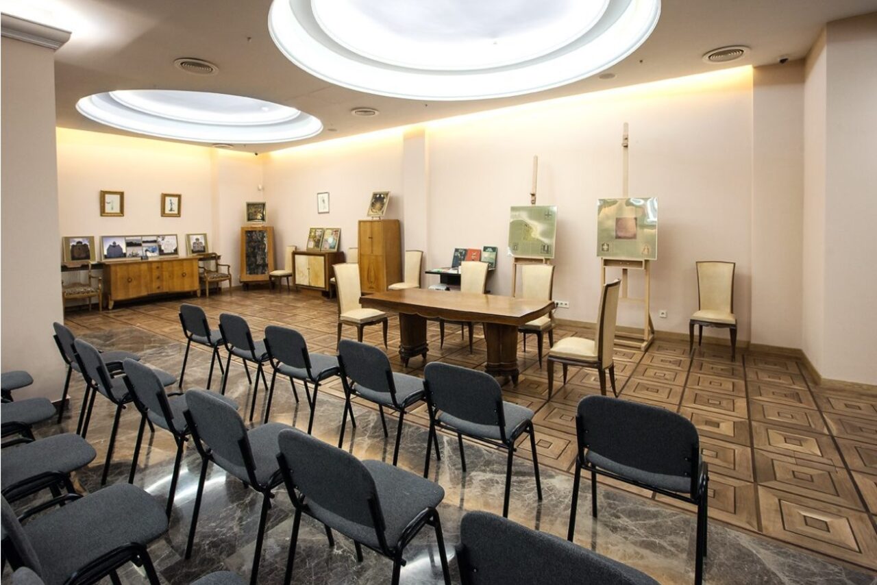 Арендовать ArtPlazaHall лофт 