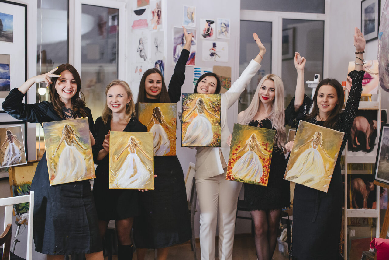 Арендовать Художественная студия "Сфера"