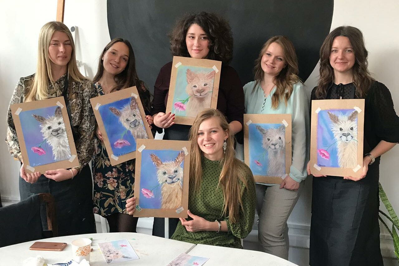 Арендовать Художественная студия "Сфера"