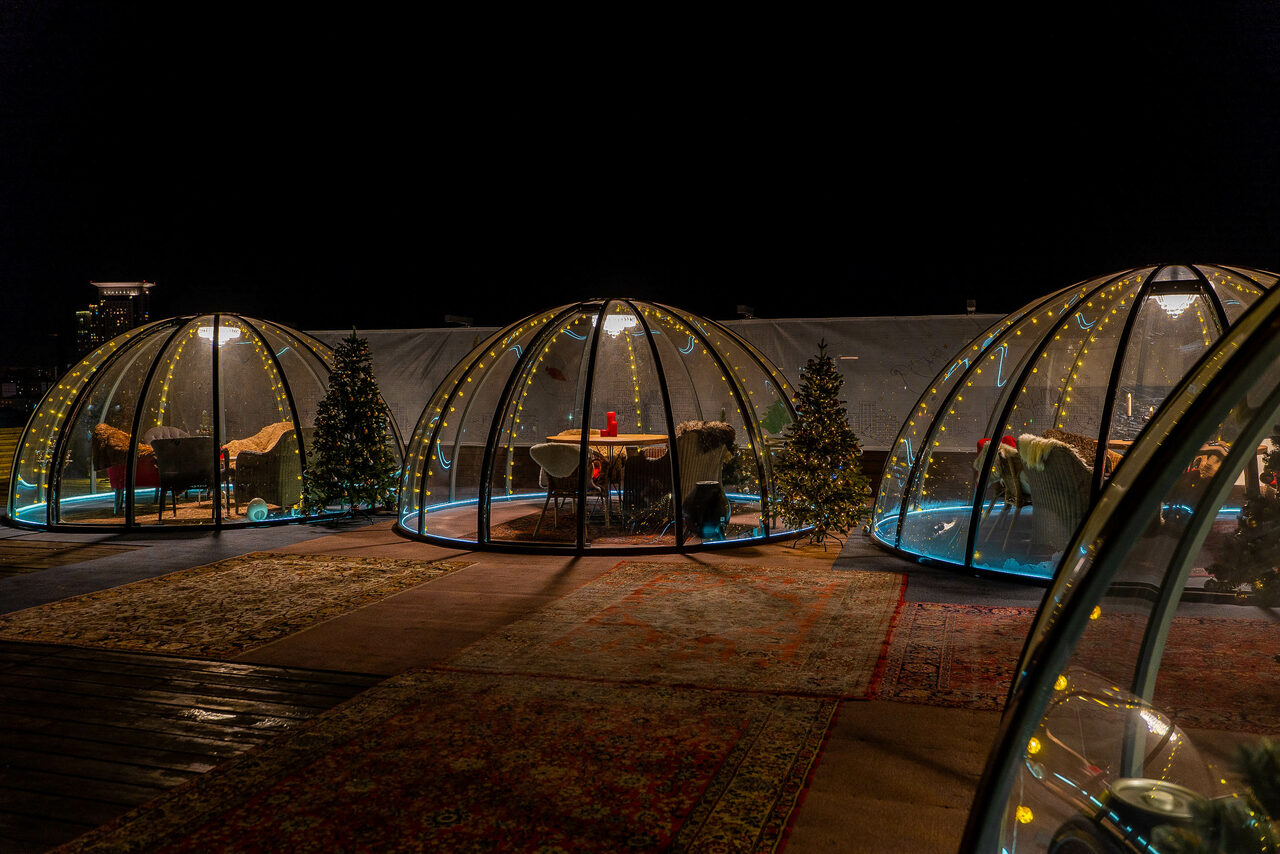 Арендовать Igloobar. Иглу на крыше в центре