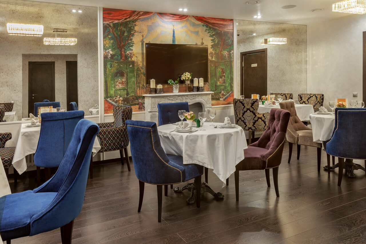 Арендовать Бутик Отель "Русские Сезоны"