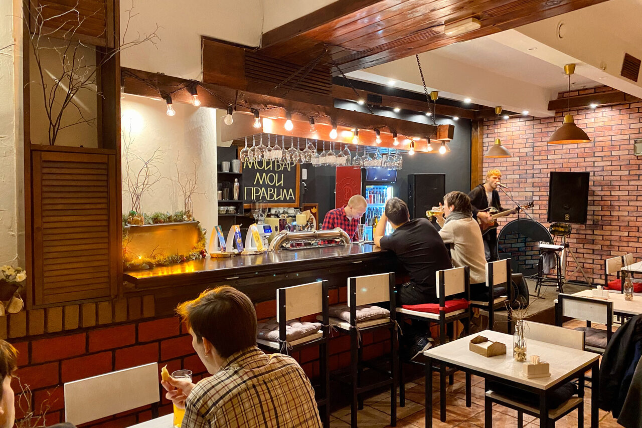 Арендовать Rolling Barrels Бар в стиле лофт под закрытие