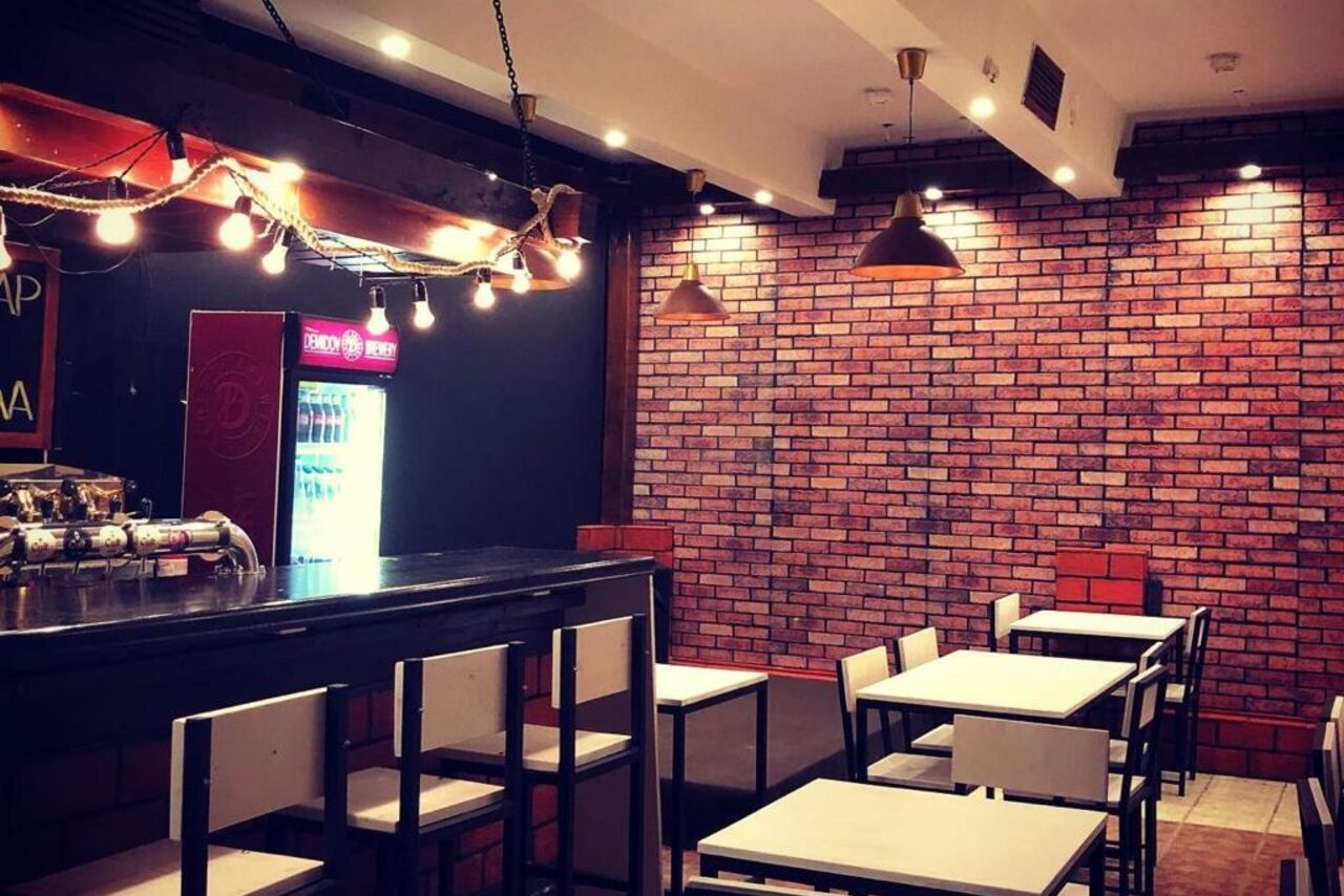 Арендовать Rolling Barrels Бар в стиле лофт под закрытие