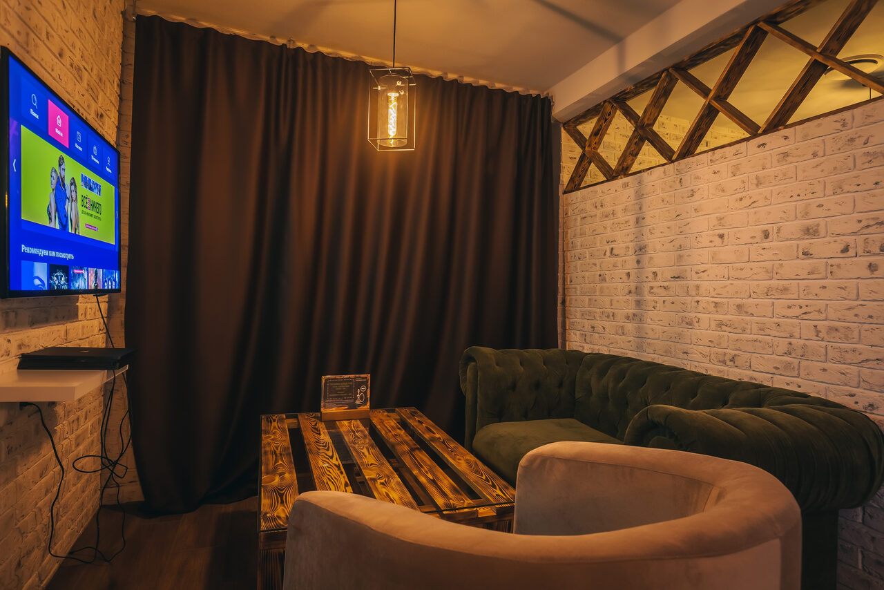 Арендовать Лаунж-бар Friends place в центре