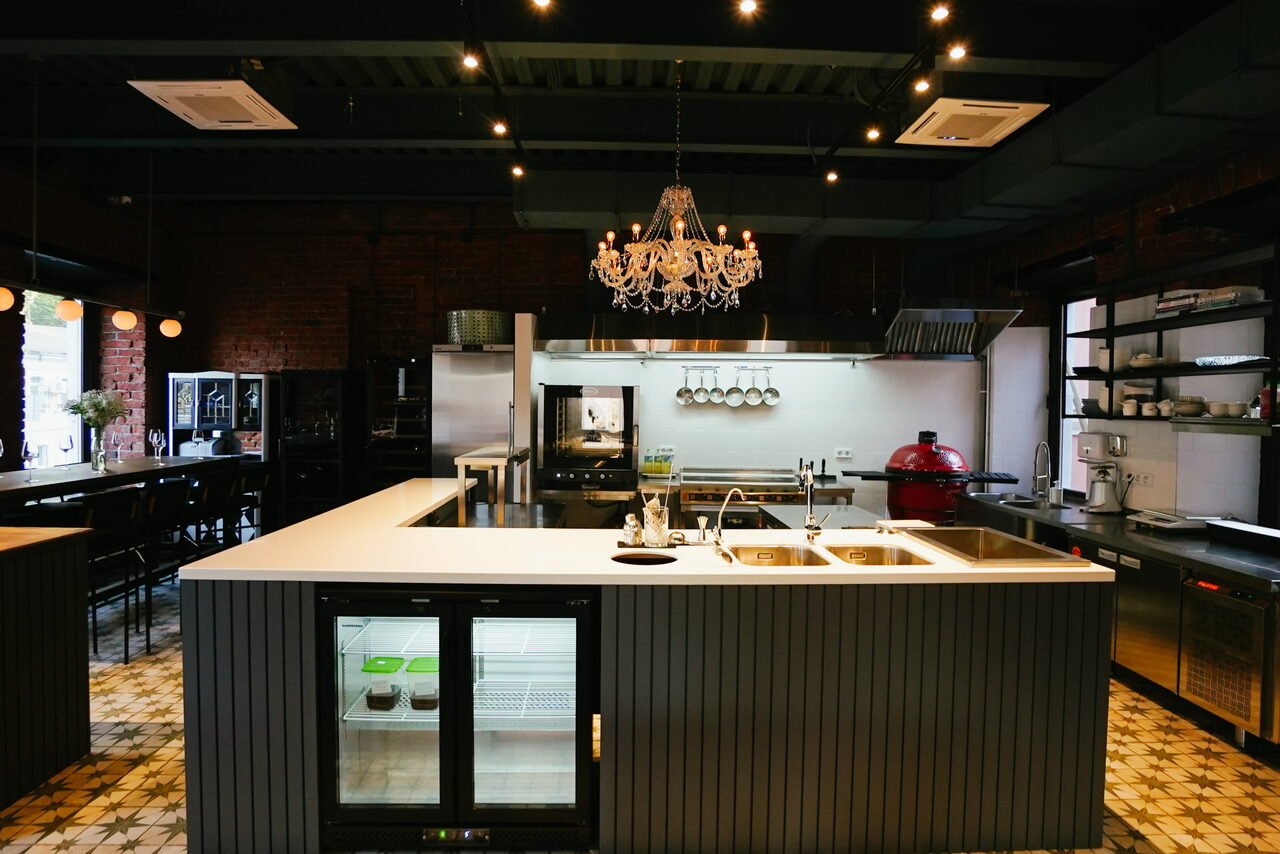 Арендовать Гастробар «Сообщники» 