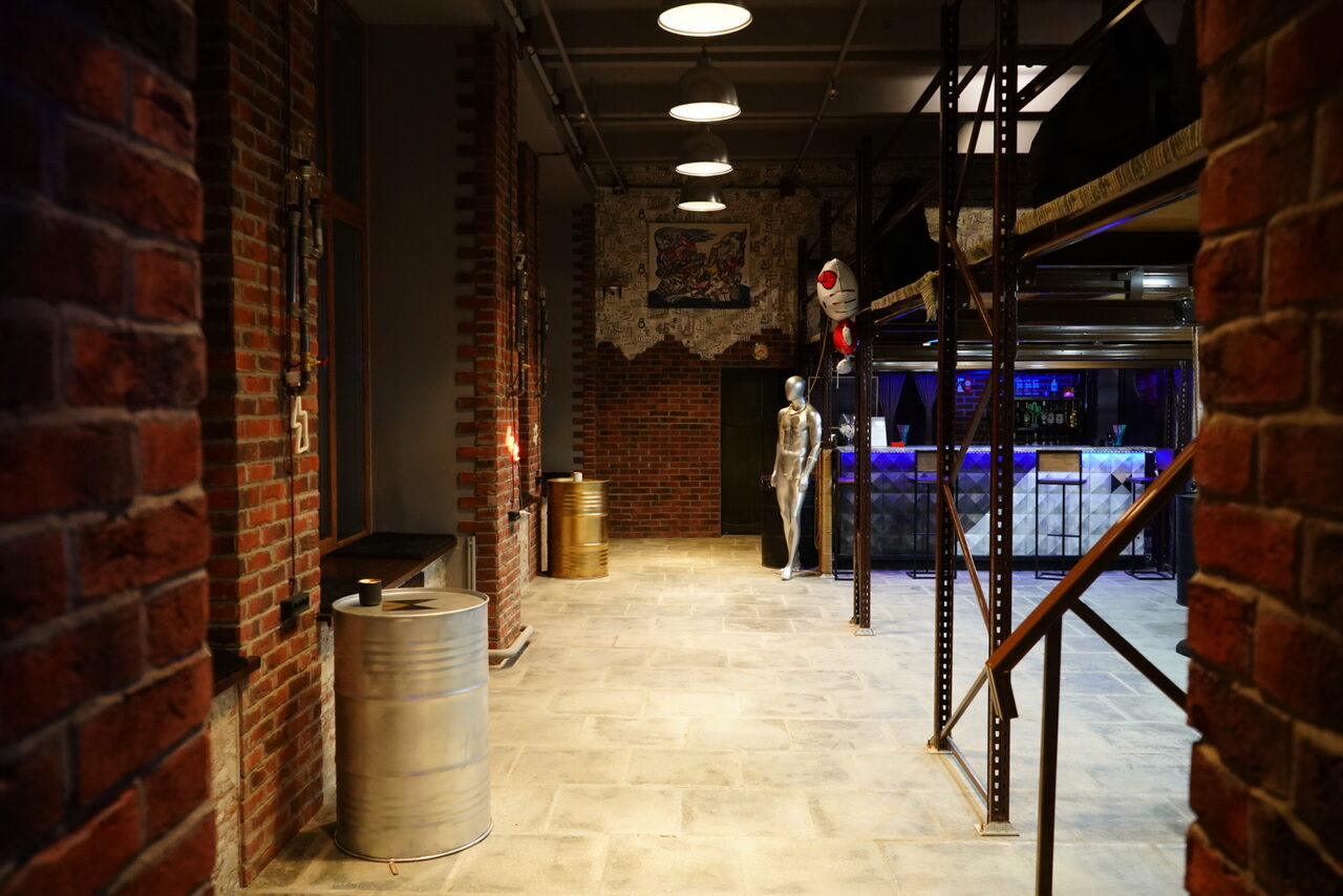 Арендовать Двухуровневый лофт с нестандартным дизайном