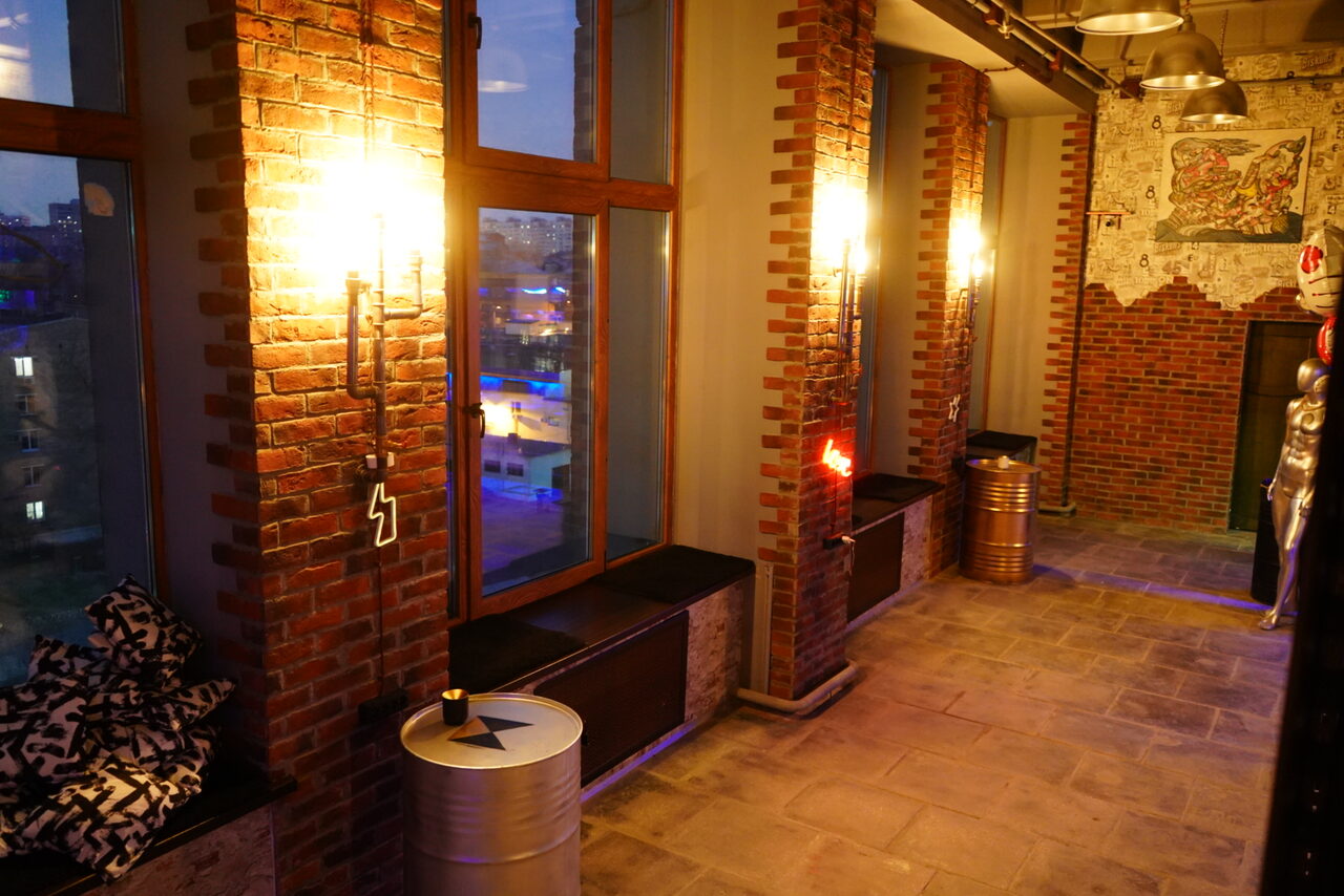 Арендовать Двухуровневый лофт с нестандартным дизайном