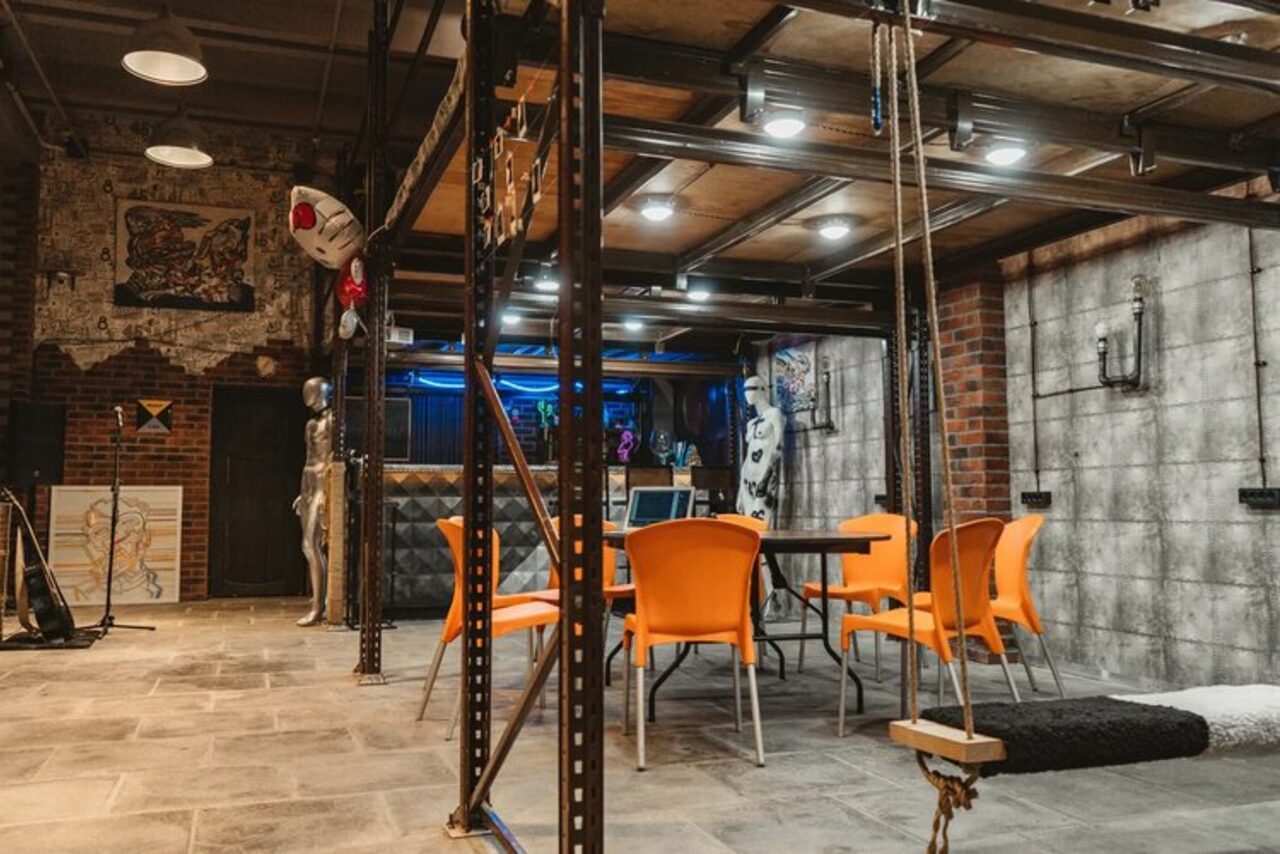 Арендовать Двухуровневый лофт с нестандартным дизайном