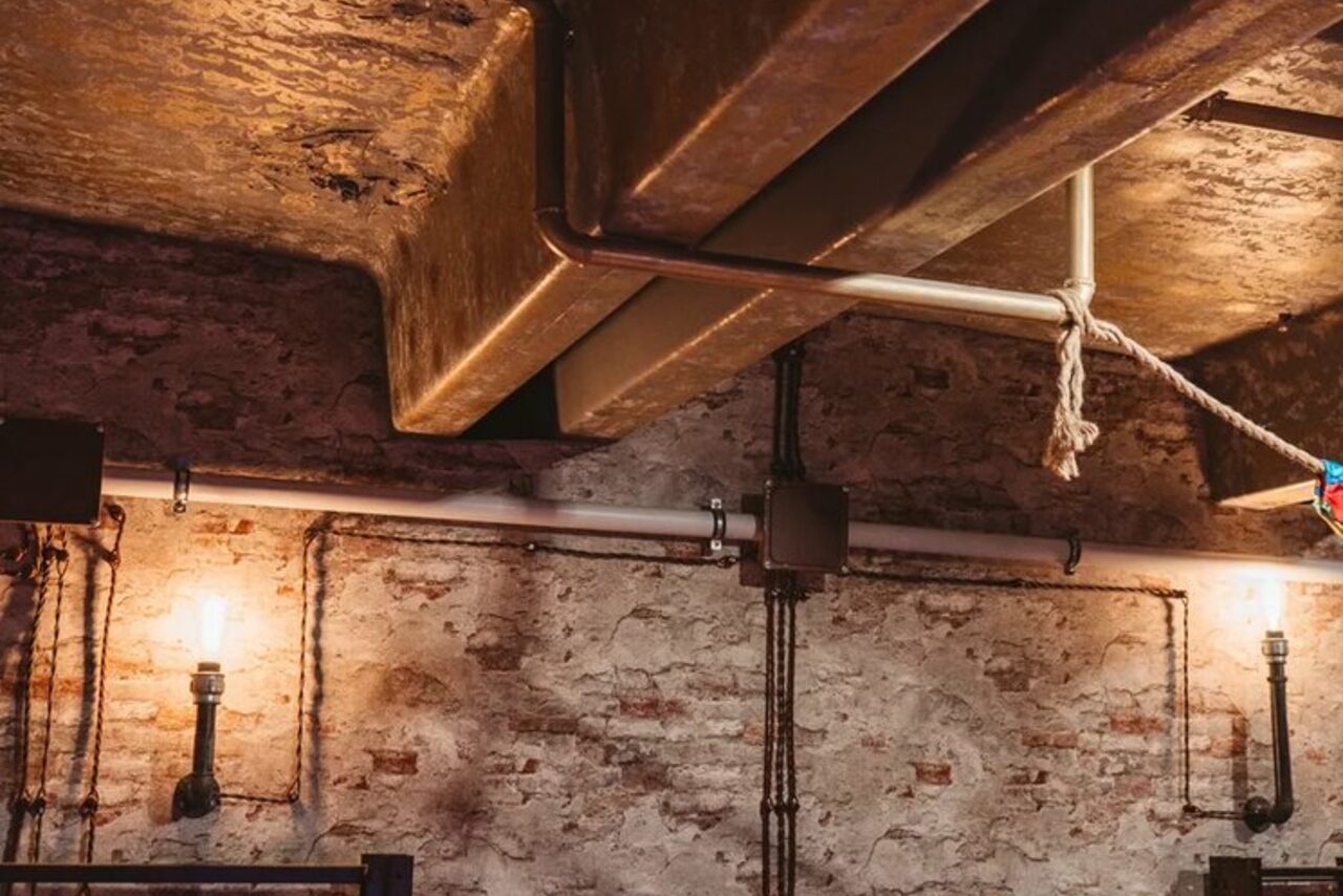 Арендовать Двухуровневый лофт с нестандартным дизайном