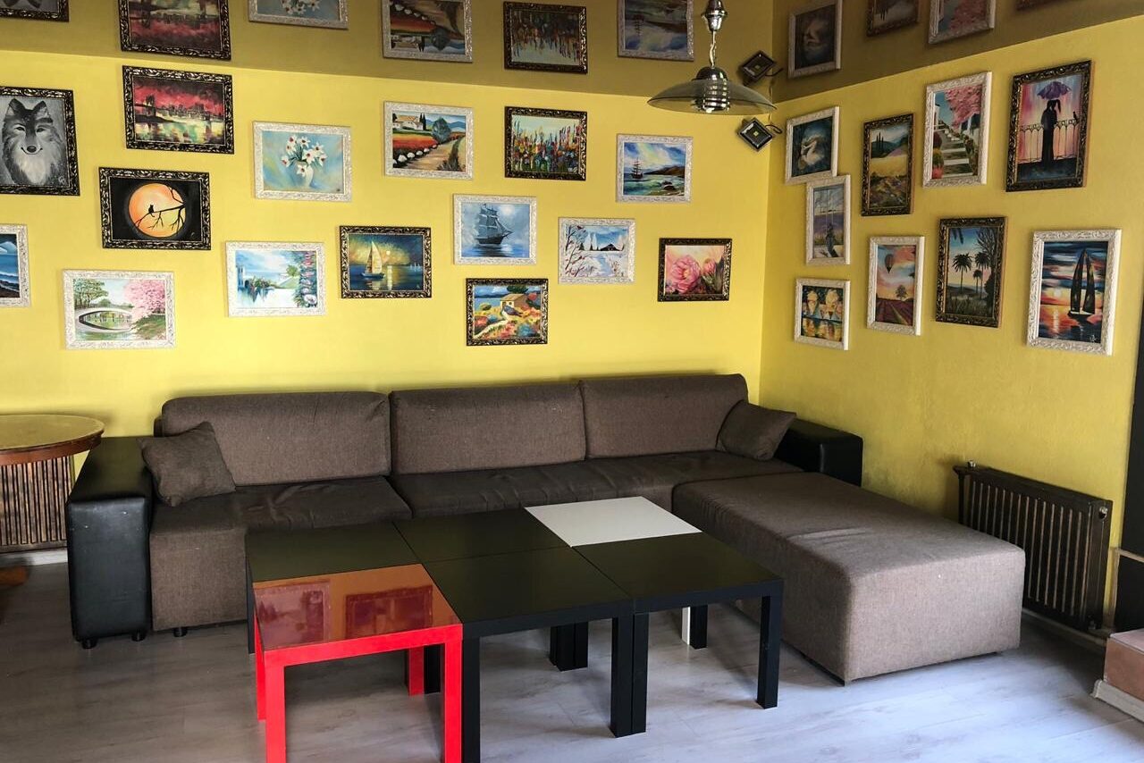 Арендовать Art -studio Яркий лофт с выходом на крышу